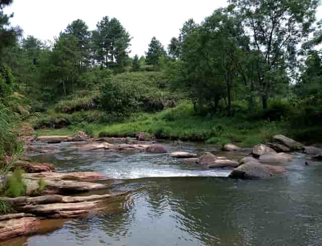 业界首创14.5英寸，戴尔灵越7400果真“与众不同”