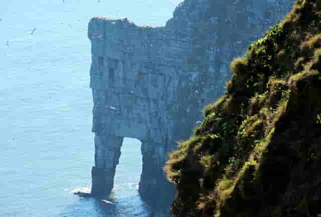 辽宁红河峡谷漂流旅游遭不公待遇 始作俑者遭调离